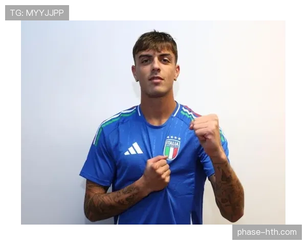 马尔蒂尼欧冠表现助力AC米兰强势复苏,引发球迷热议 马尔蒂尼欧冠表现助力AC米兰强势复苏,引发球迷热议