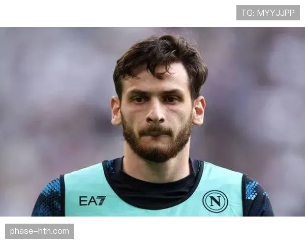 莱奥与克瓦拉茨赫利亚:意甲边锋进攻效率及突破能力对比分析 莱奥与克瓦拉茨赫利亚:意甲边锋进攻效率及突破能力对比分析