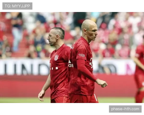 罗本与里贝里在边路突破频率下形成锋线多点驱动趋势